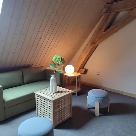 Séjour à la campagne Rustique Au Calme Avec Cheminée Et Jardin, 4 Pers. - Fr-1-489-600 Montbeugny